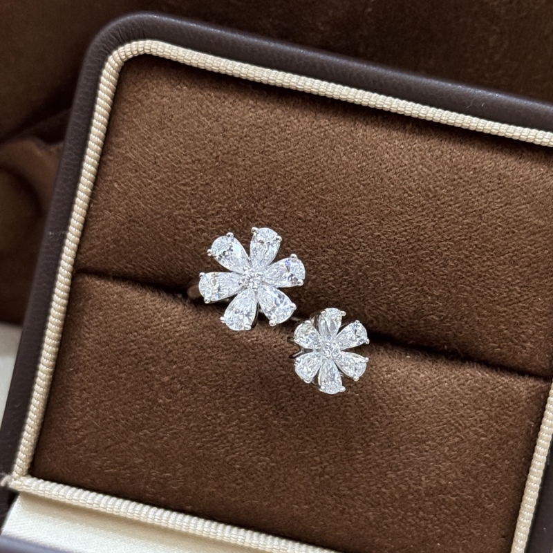 HARRY WINSTON
